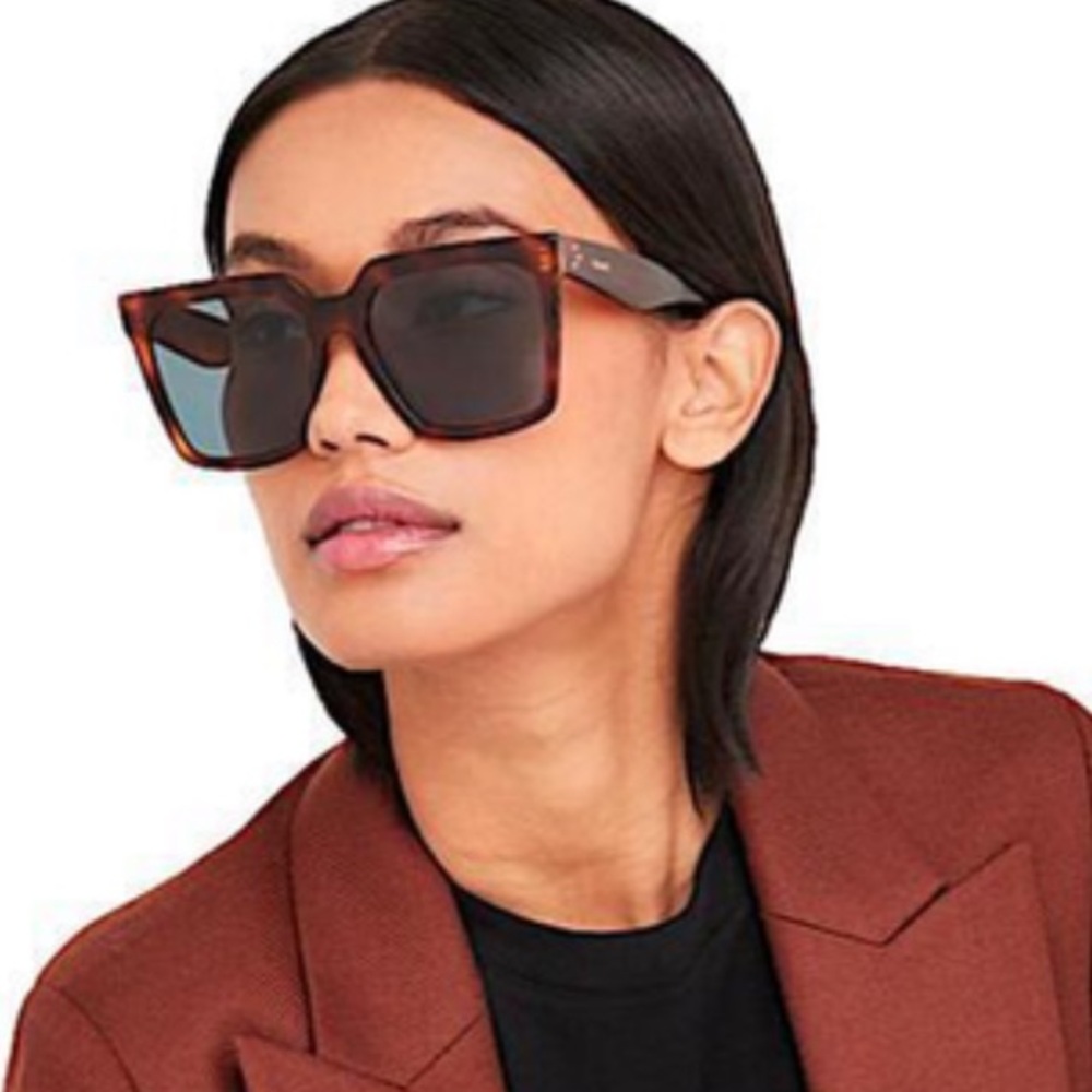 Excluded Celine Sunglasses, New 375 - Picture 5 of 8